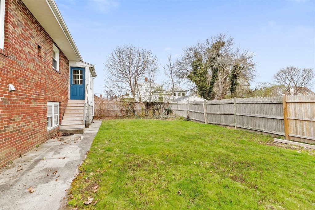 41 J St # 1