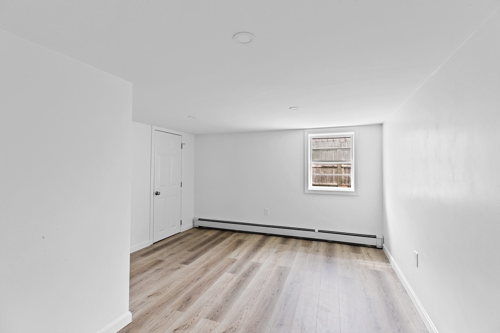 41 J St # 1