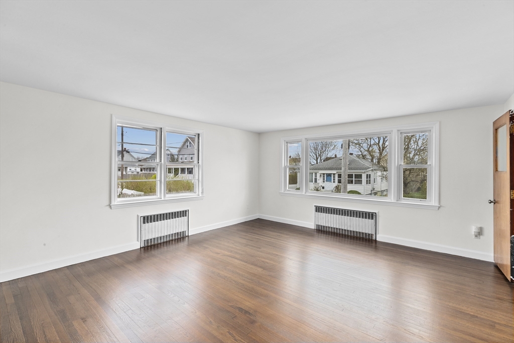 41 J St # 1