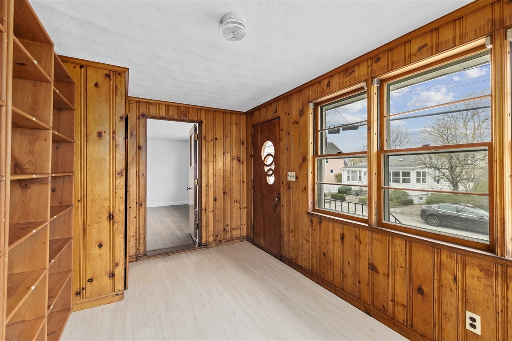 41 J St # 1