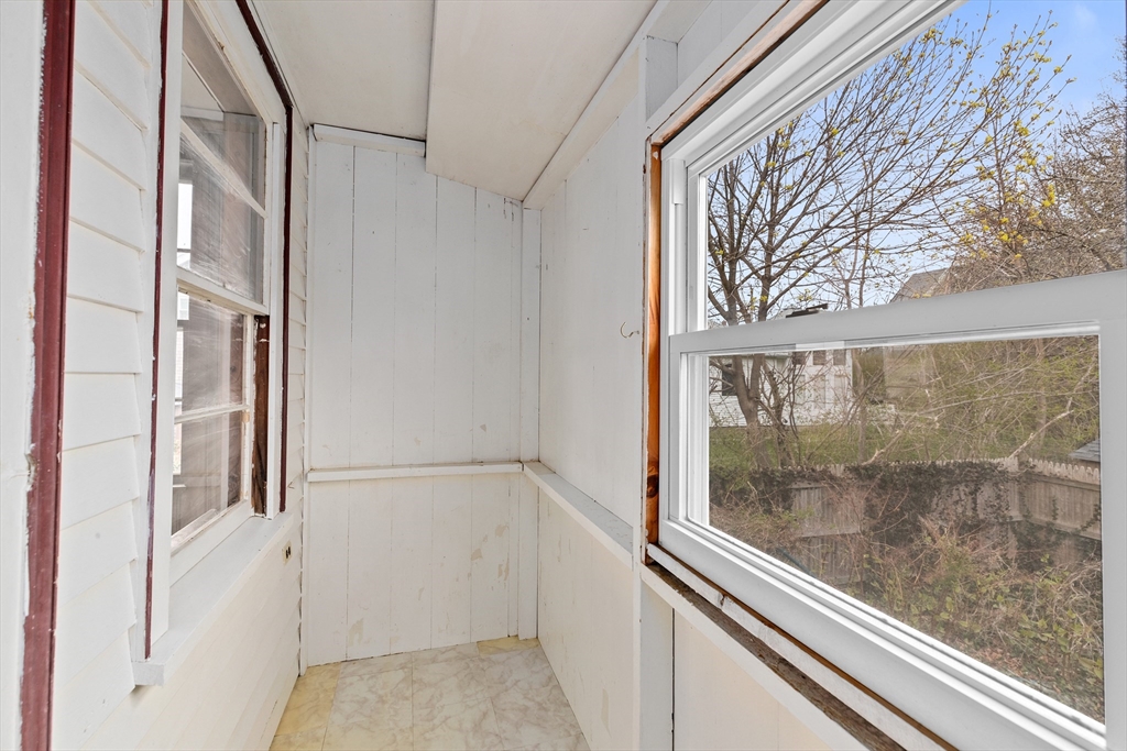 41 J St # 1