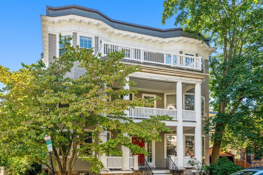 86 Greenough St # 3