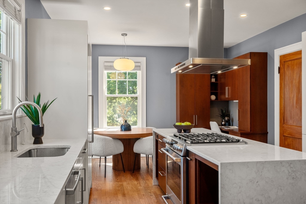 86 Greenough St # 3
