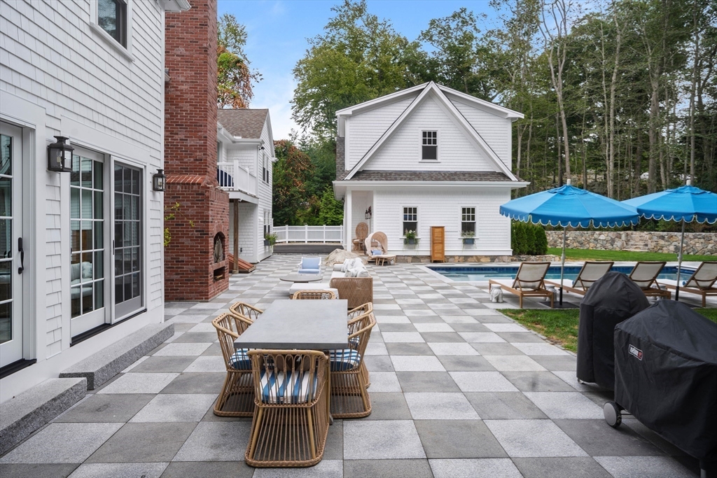441 King Street