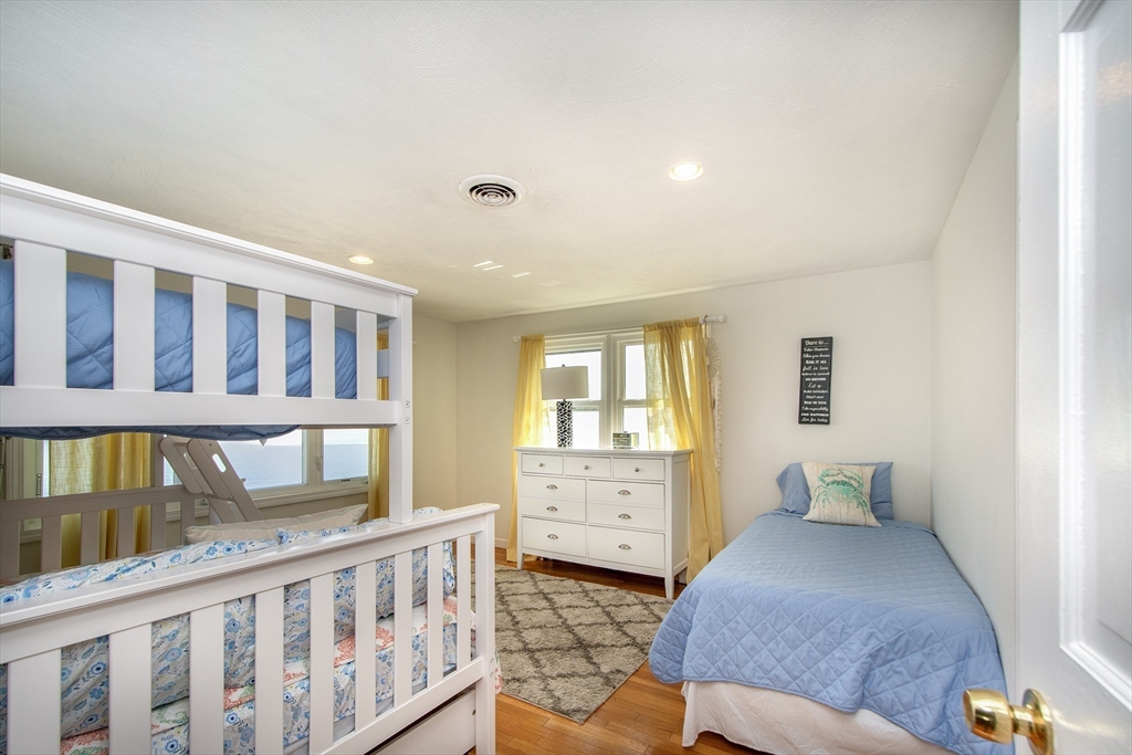 52 Oceanside Dr # 52