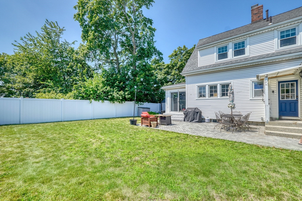 5 Mc Donald Rd, Medford