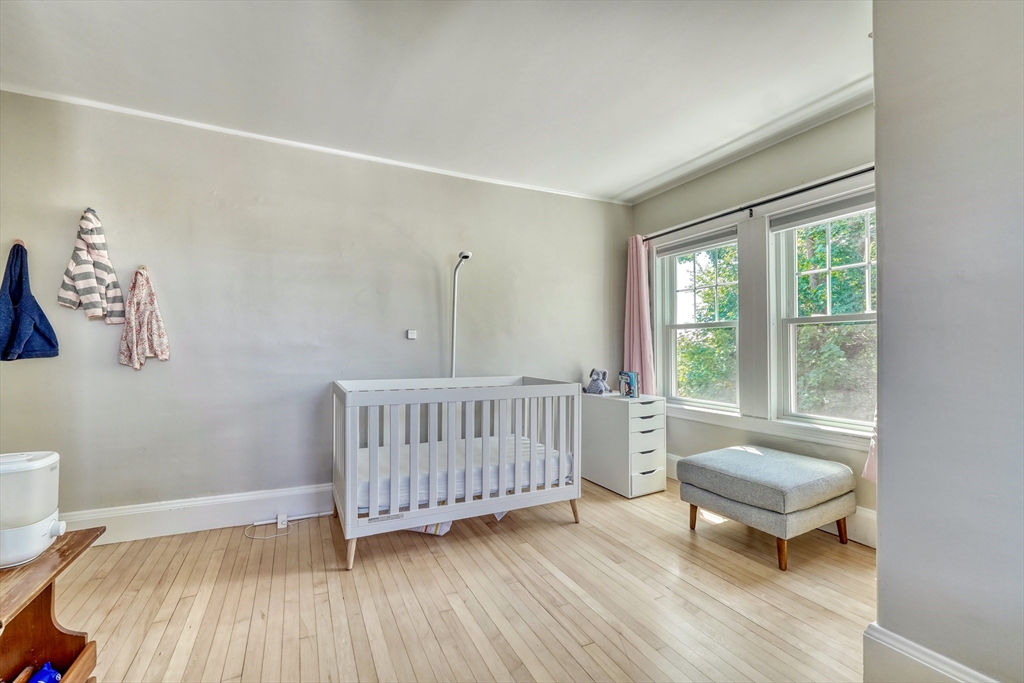 5 Mc Donald Rd, Medford