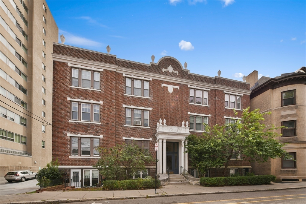125 Park St # 6