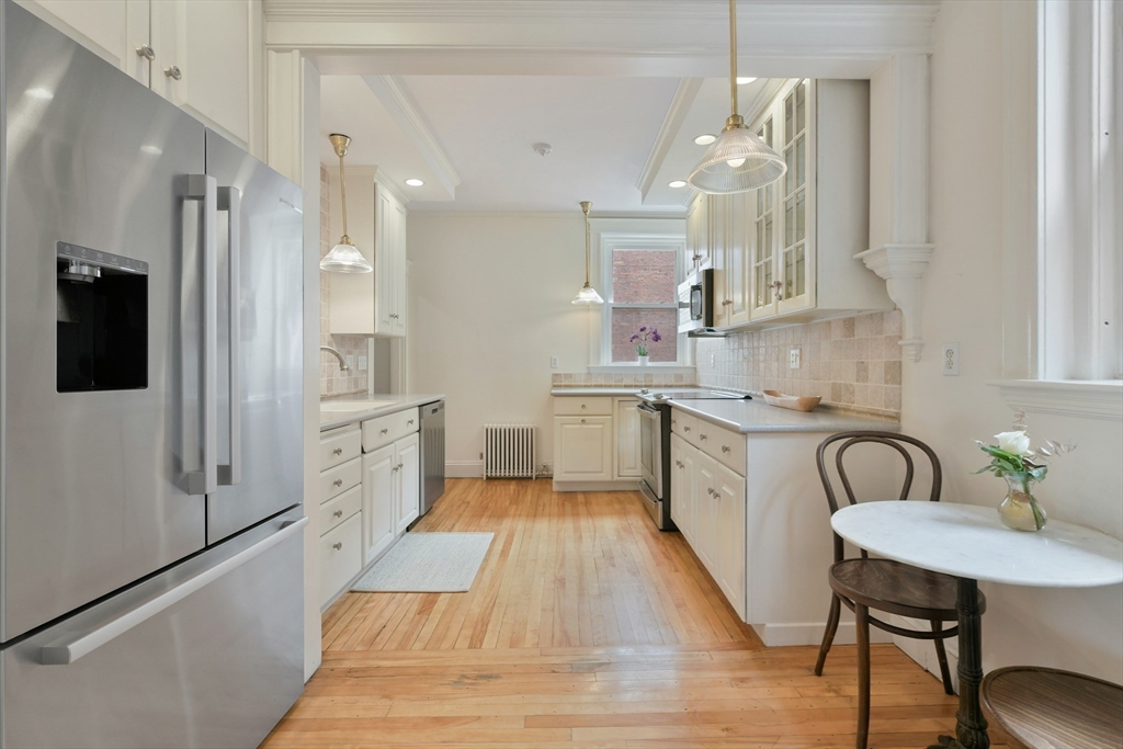 125 Park St # 6