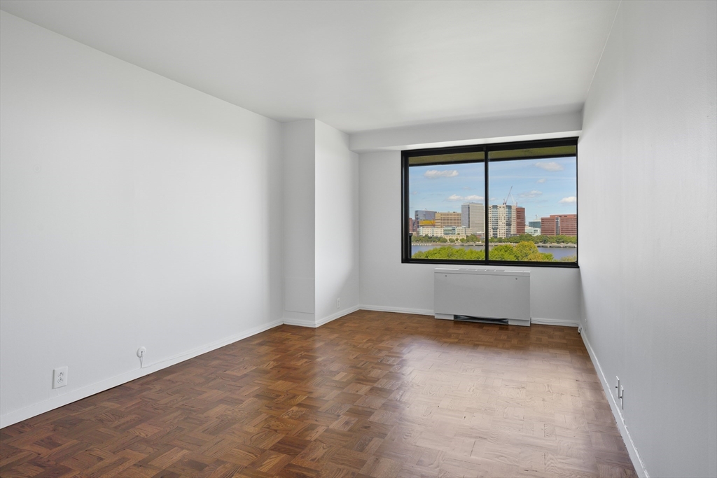 180 Beacon Street # 7F