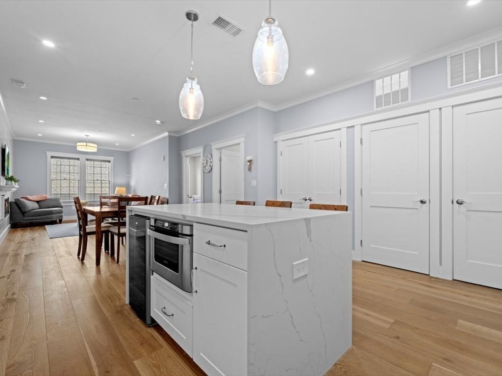 298 Washington Street # 210