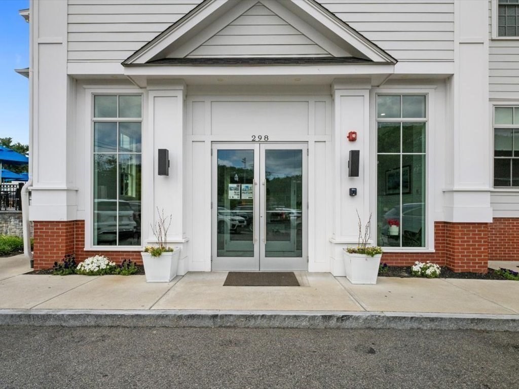 298 Washington Street # 210