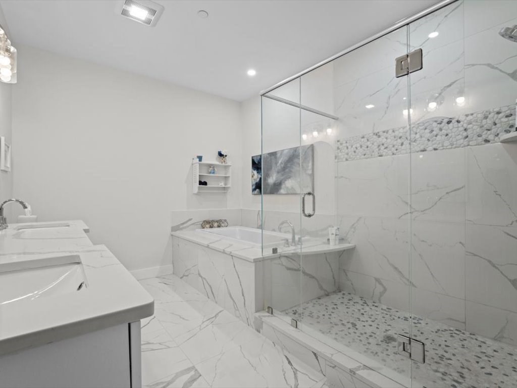 298 Washington Street # 210