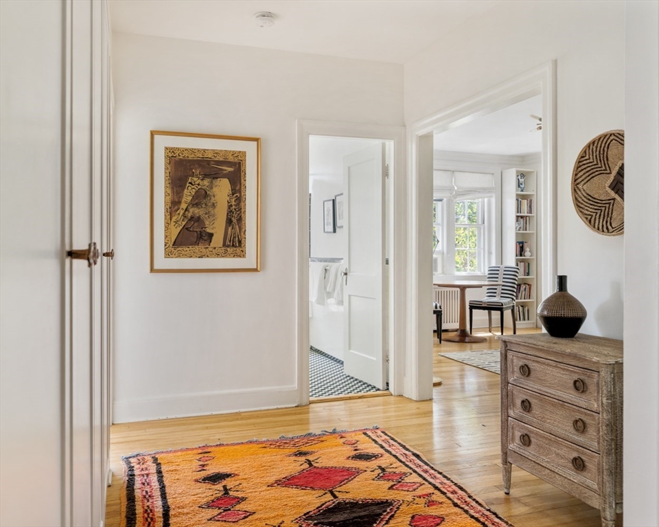 393 Broadway # 24
