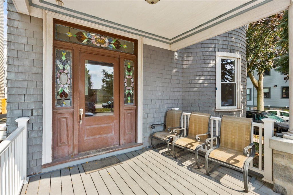 1640 Columbia Rd # 1