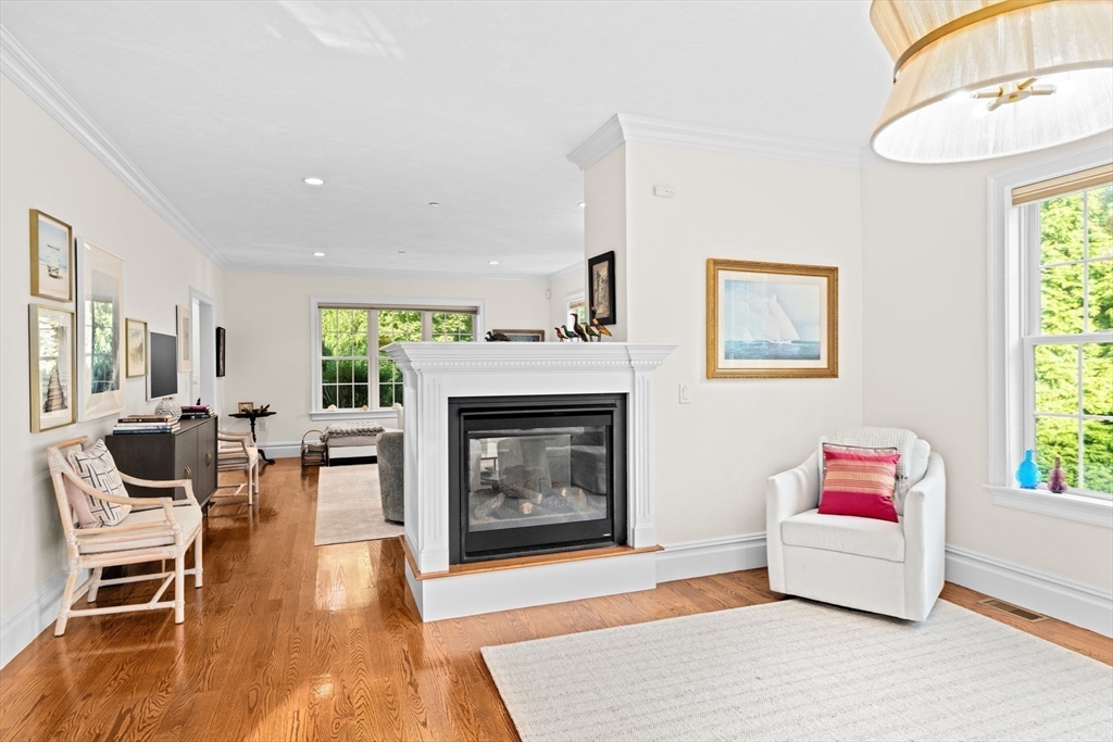 146 N Main St # 146