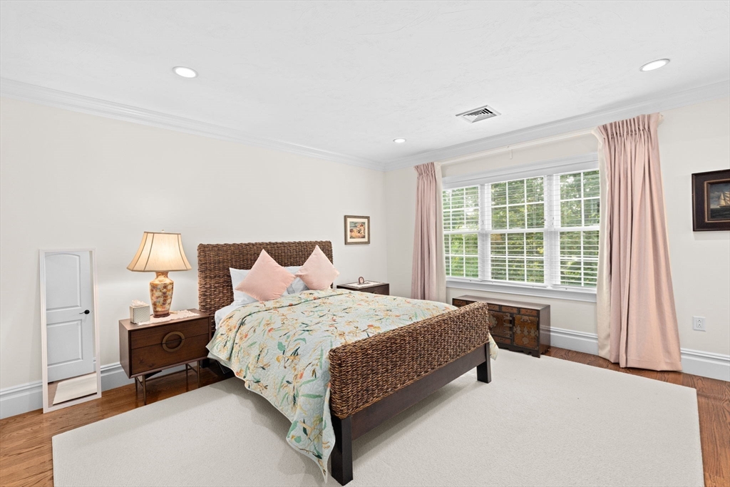 146 N Main St # 146