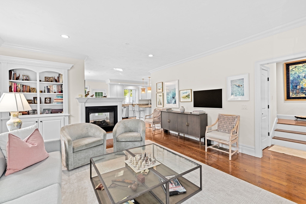 146 N Main St # 146