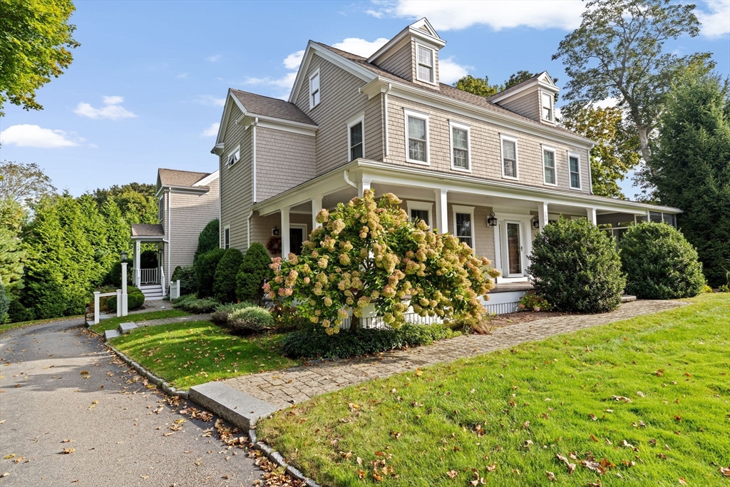 146 N Main St # 146