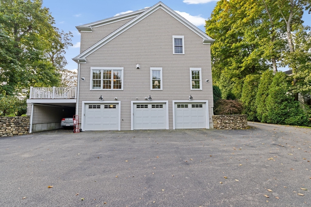 146 N Main St # 146