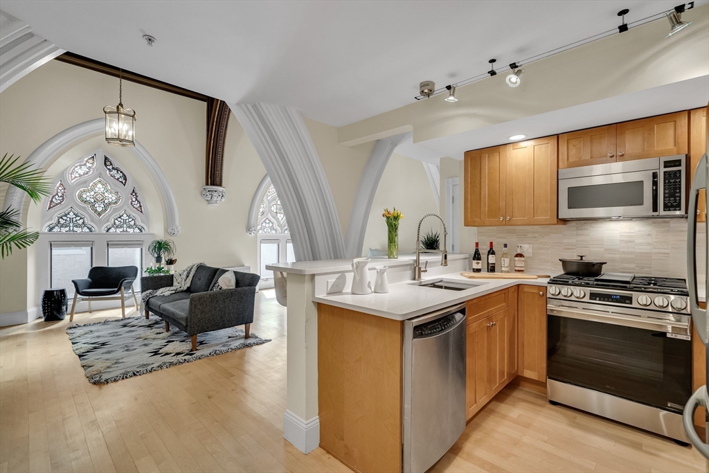 45 West Broadway # 308