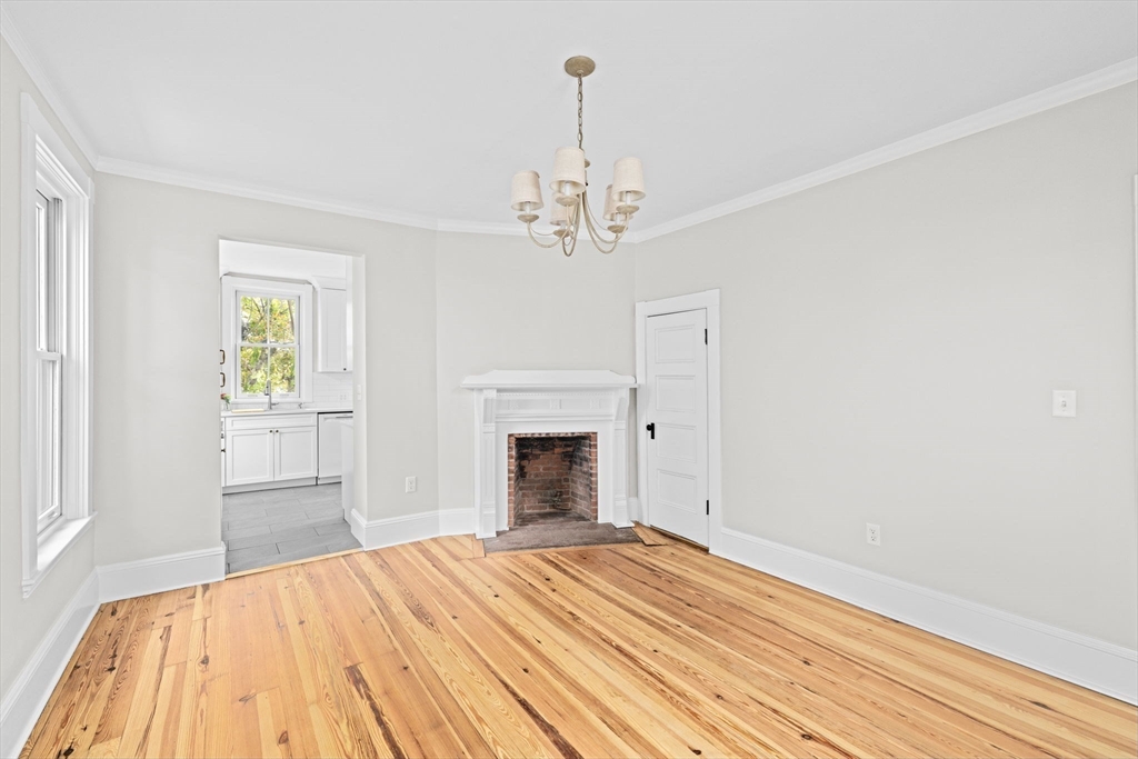 92 Hampton Circle