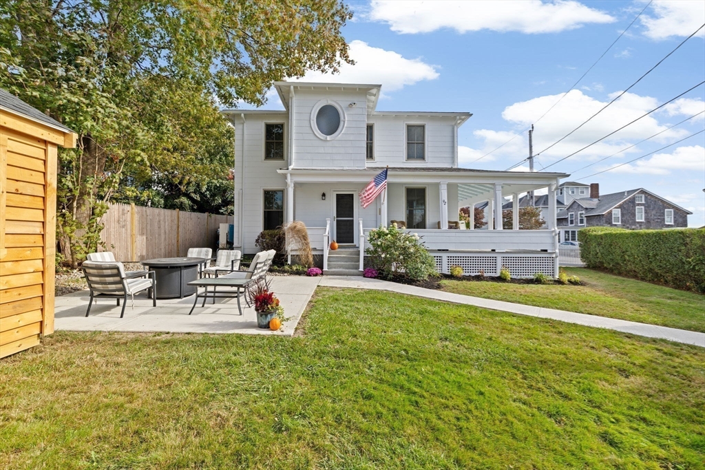 92 Hampton Circle