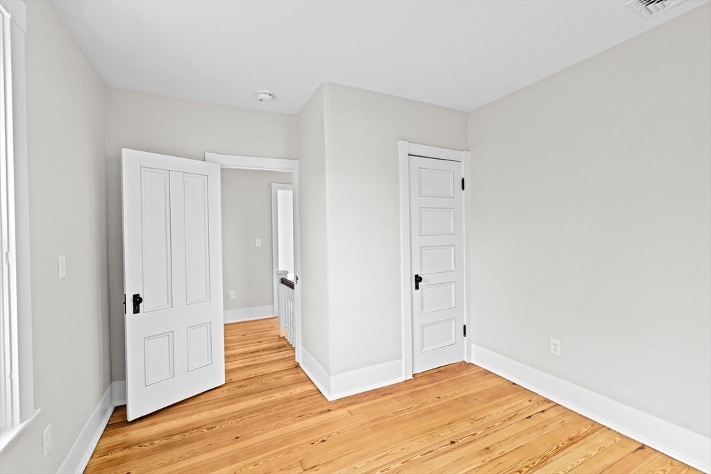 92 Hampton Circle