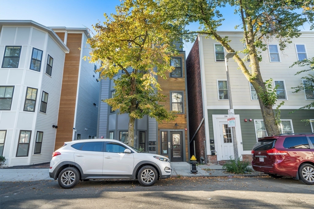 216 Havre St # 4
