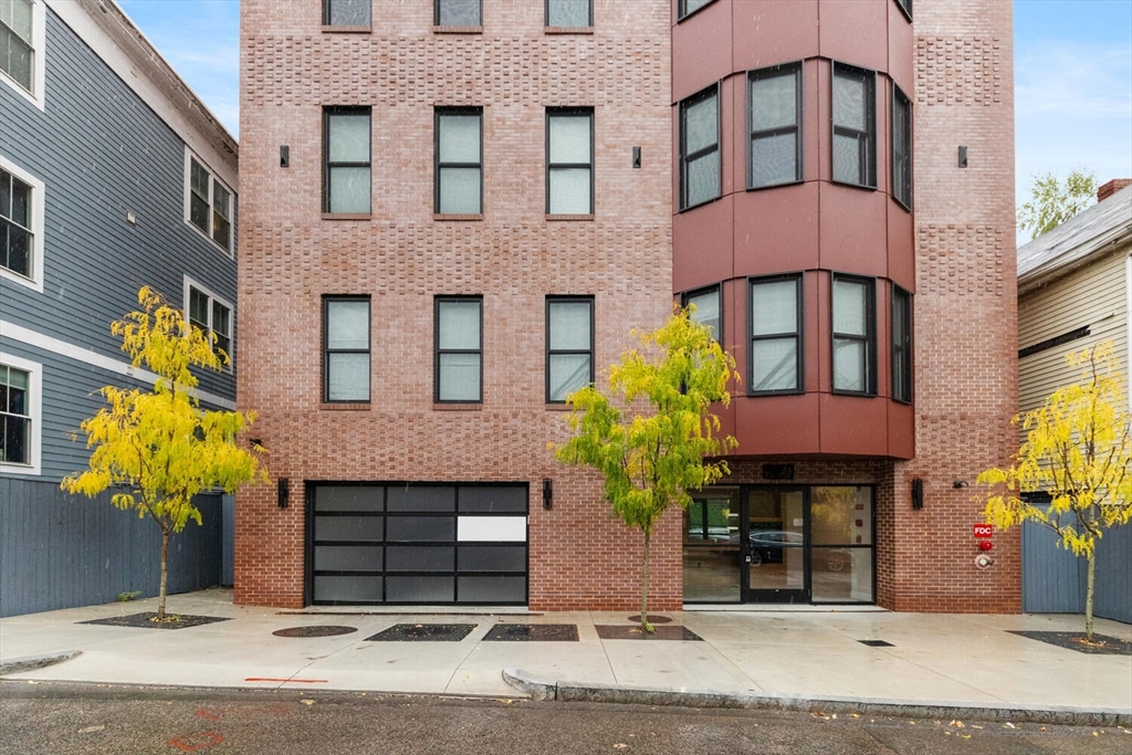 44 Ellery St # 303, Boston Unit: 303