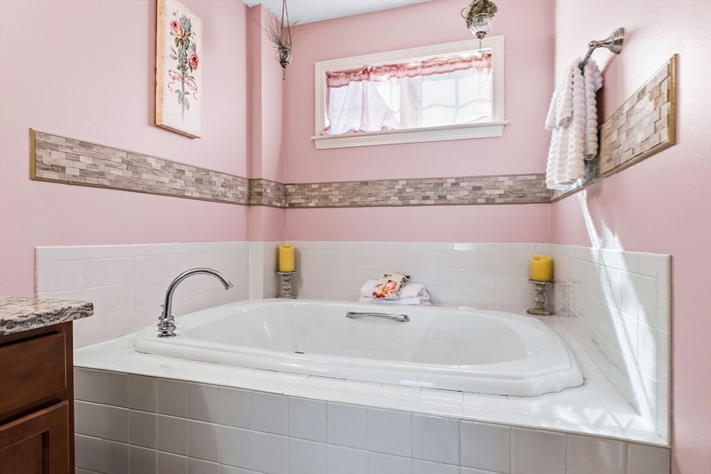 602 Devenwood Way # 602, Clinton Unit: 602