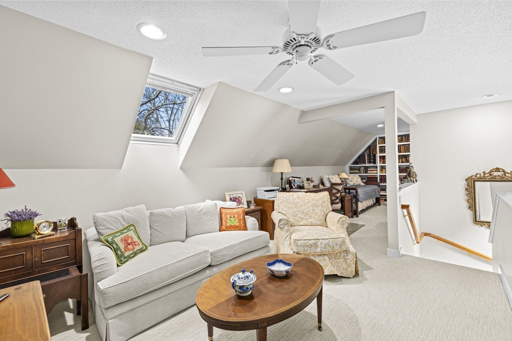 100 Pond Street # 10