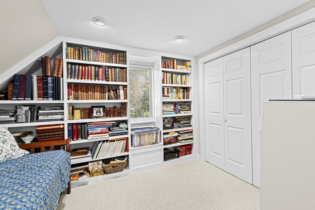 100 Pond Street # 10