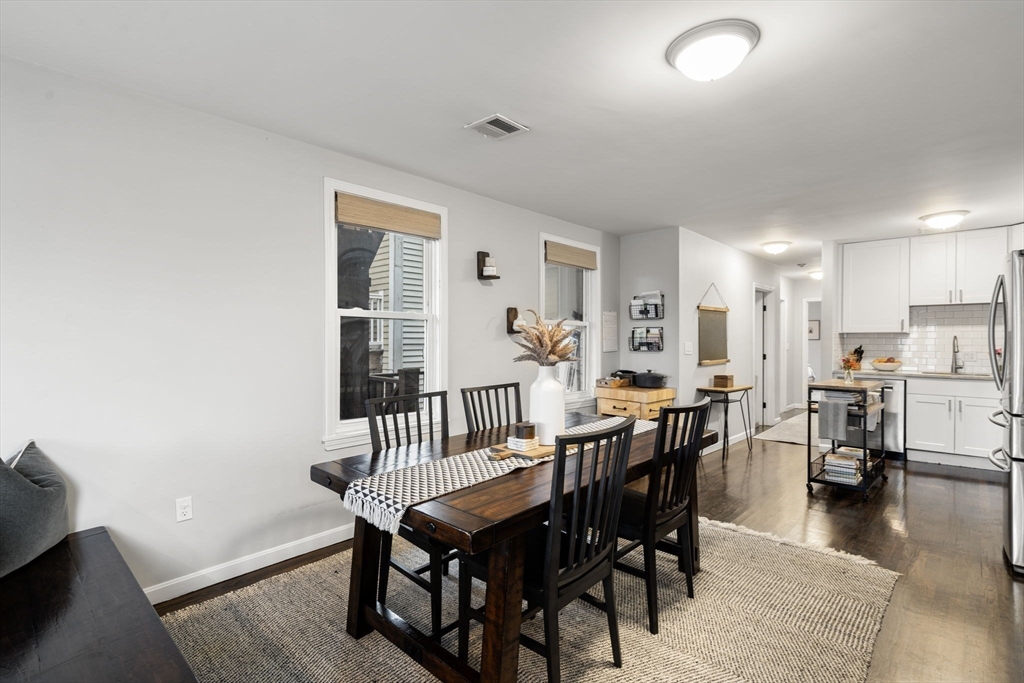 270 Bunker Hill St # 4