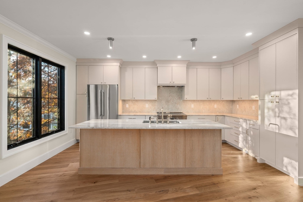 34 Vinton Street # 2A