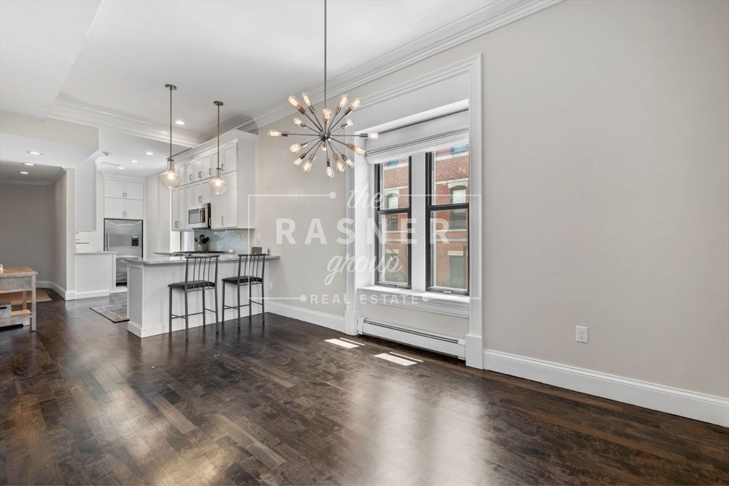 366 West Broadway # 4