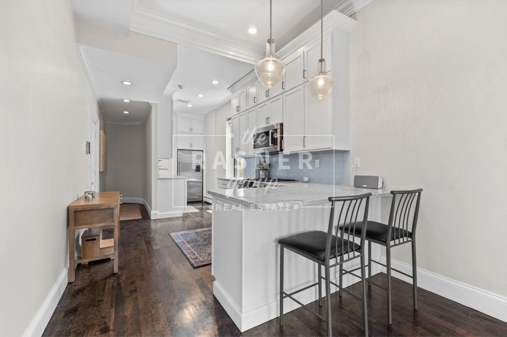 366 West Broadway # 4