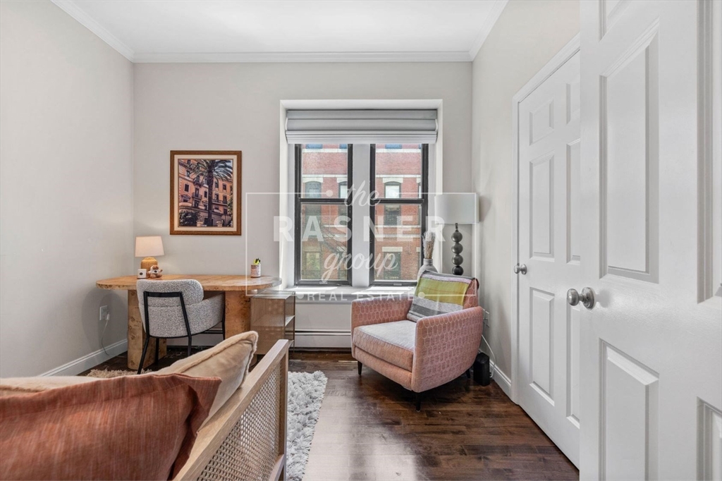 366 West Broadway # 4