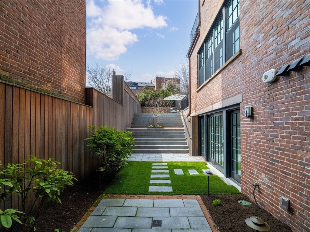 5 Joy Street # 1 Unit: #1