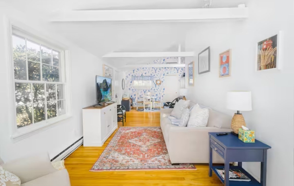 92 Atlantic - Cottage