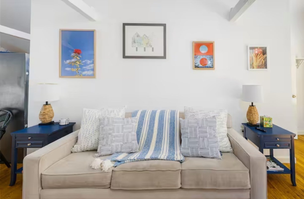 92 Atlantic - Cottage