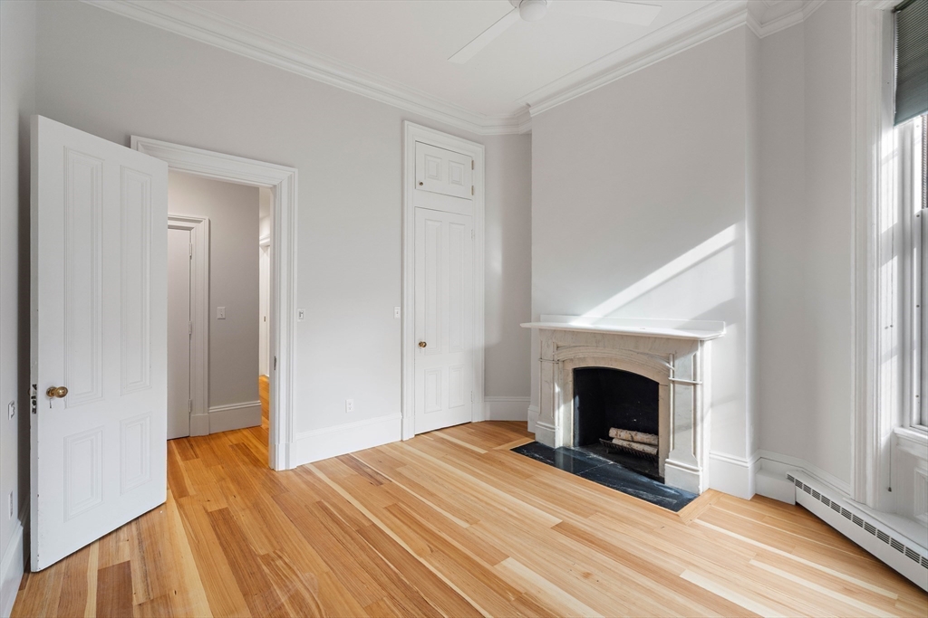 64 Commonwealth Ave # 5