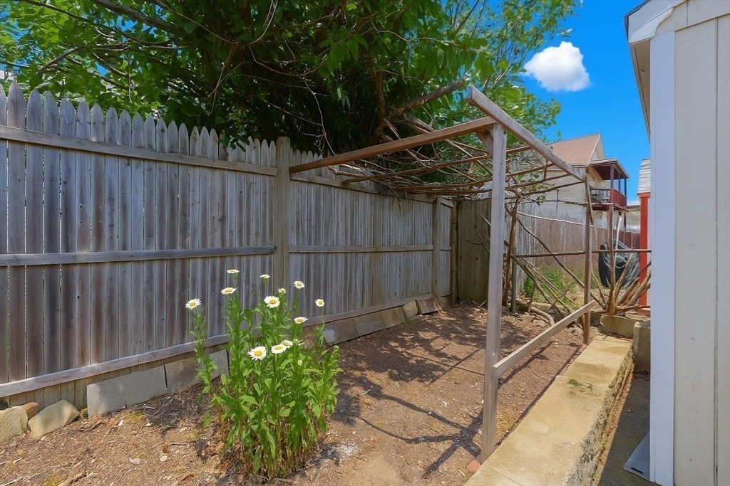 18 Beacon Place # 18