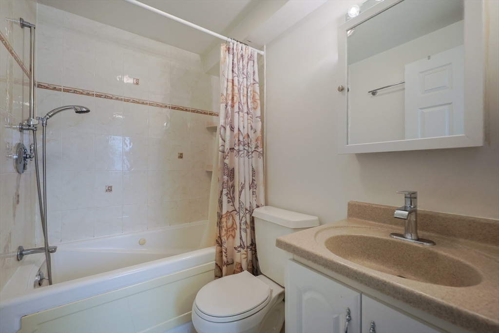 18 Beacon Place # 18