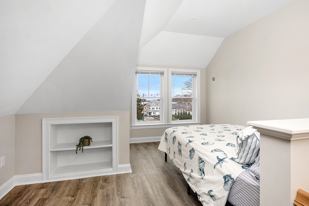 242 Atlantic Ave # 2