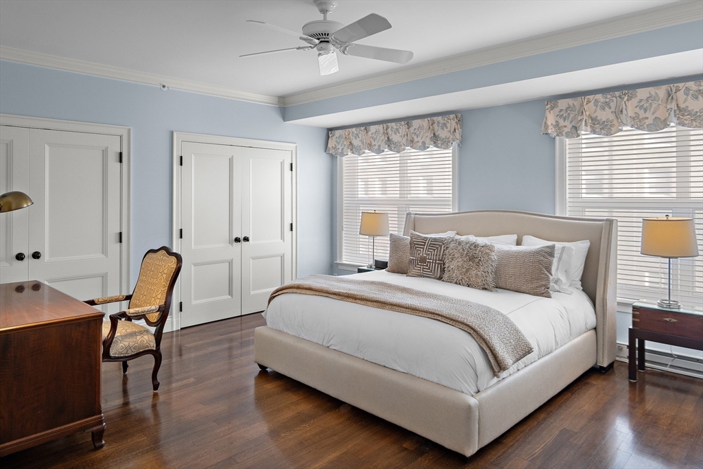 300 Boylston St # 909