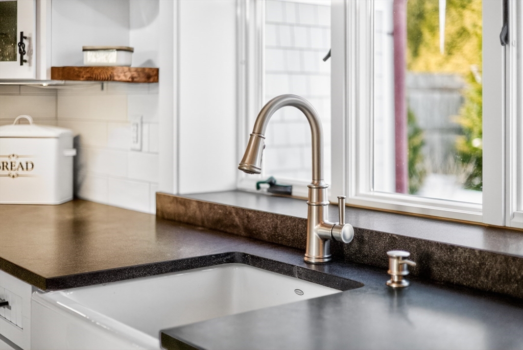 101 Oyster Pond Furlong St