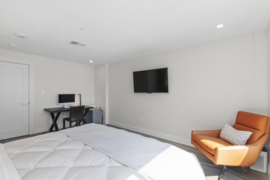 199 Coolidge Avenue # 105