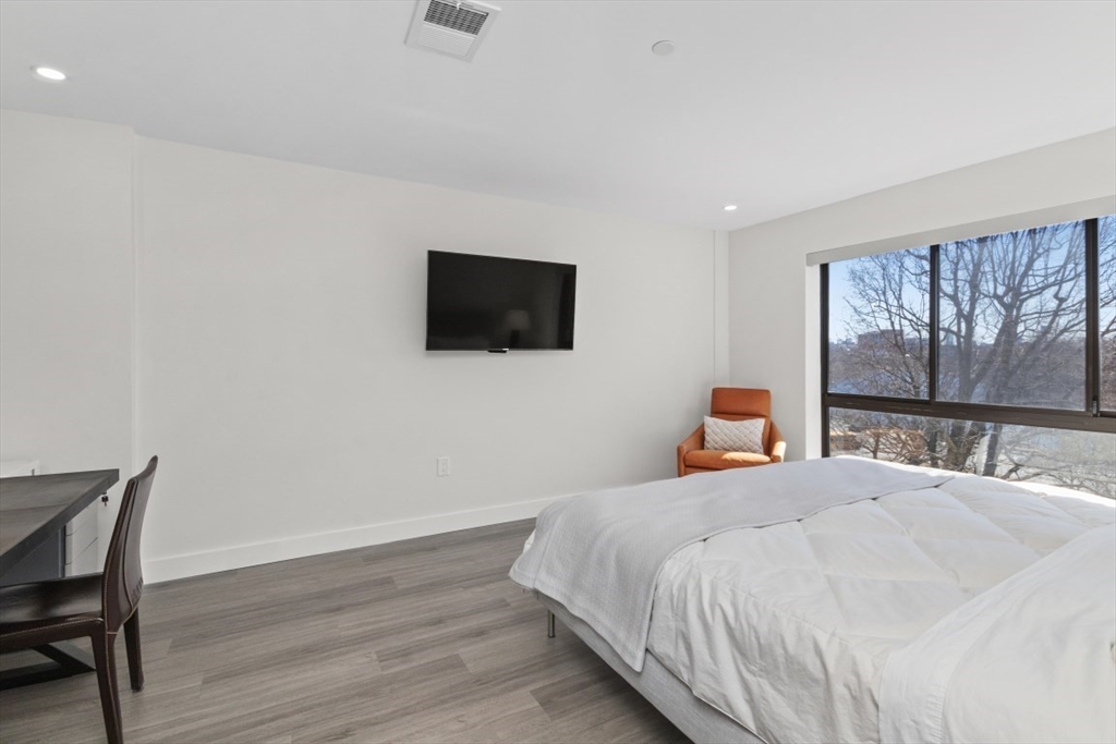 199 Coolidge Avenue # 105