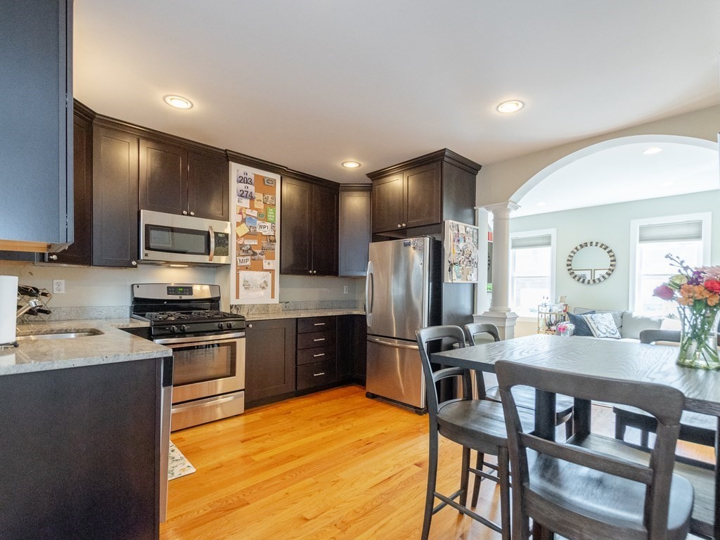 13 Russell St # 1